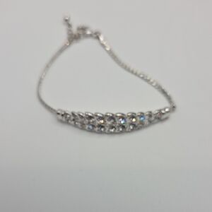 Source Unknown Dazzling Silver Bracelet